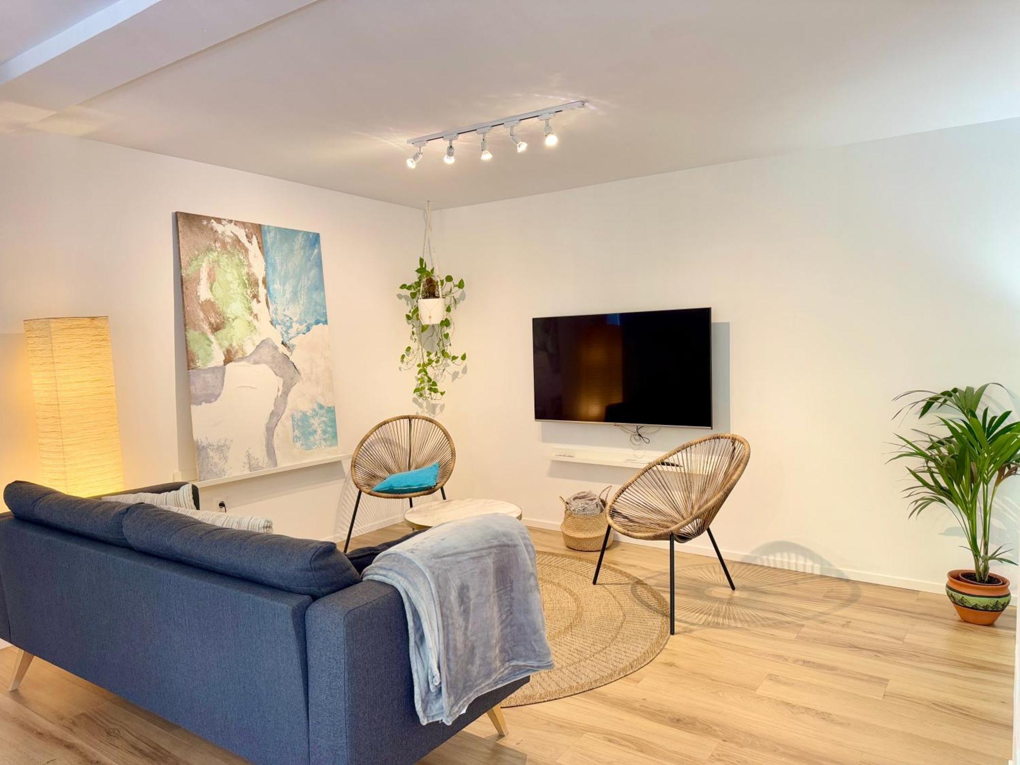 The Cozy House By Kura Homes